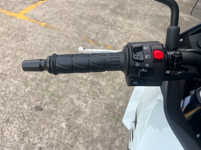 2025 Kawasaki VERSYS-X 300 BLUE