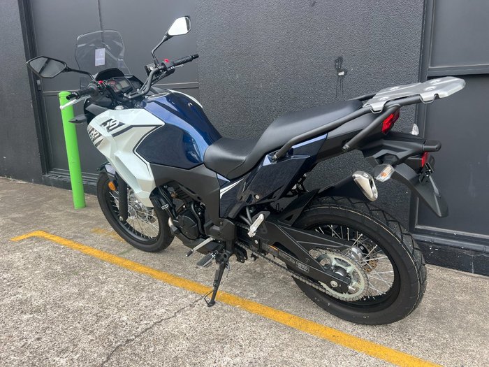 2025 Kawasaki VERSYS-X 300 BLUE