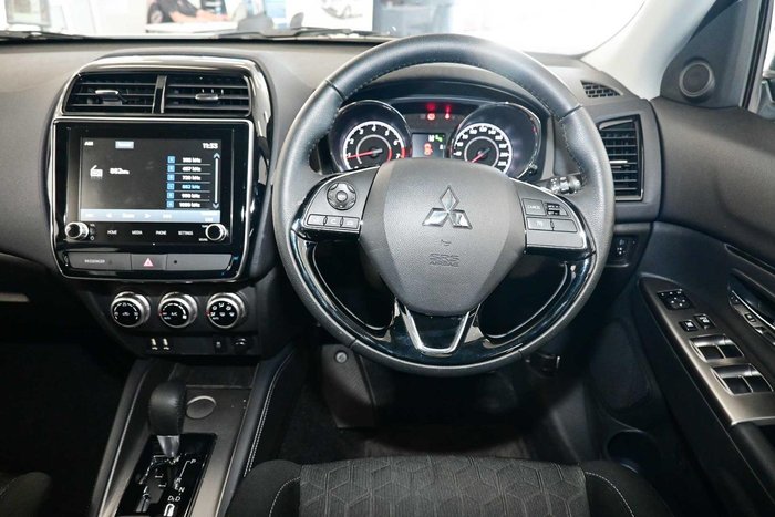 2025 Mitsubishi ASX LS