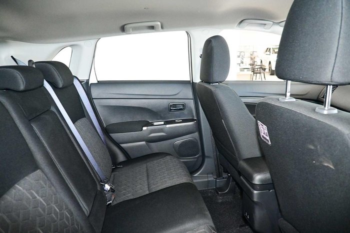 2025 Mitsubishi ASX LS