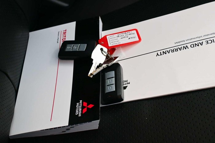 2023 Mitsubishi Triton Xtreme