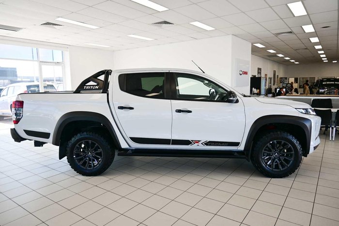 2023 Mitsubishi Triton GSR