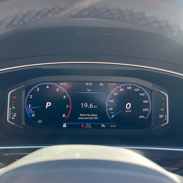 2022 Volkswagen Tiguan 162TSI R-Line