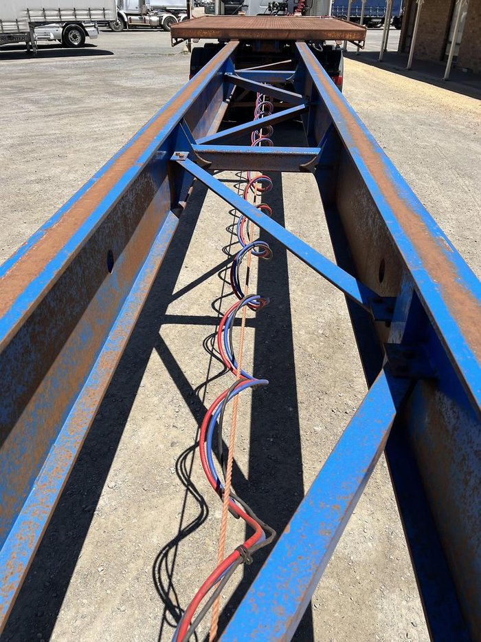 2011 Howard Porter Tri Axle 44'6". Extendable To 21.4M