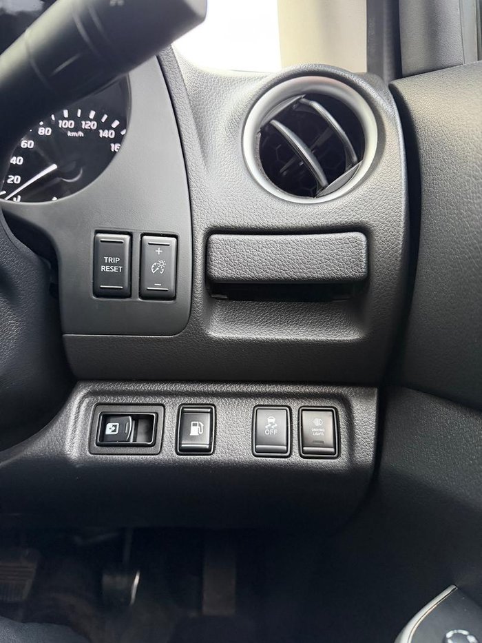 2021 Nissan Navara ST-X