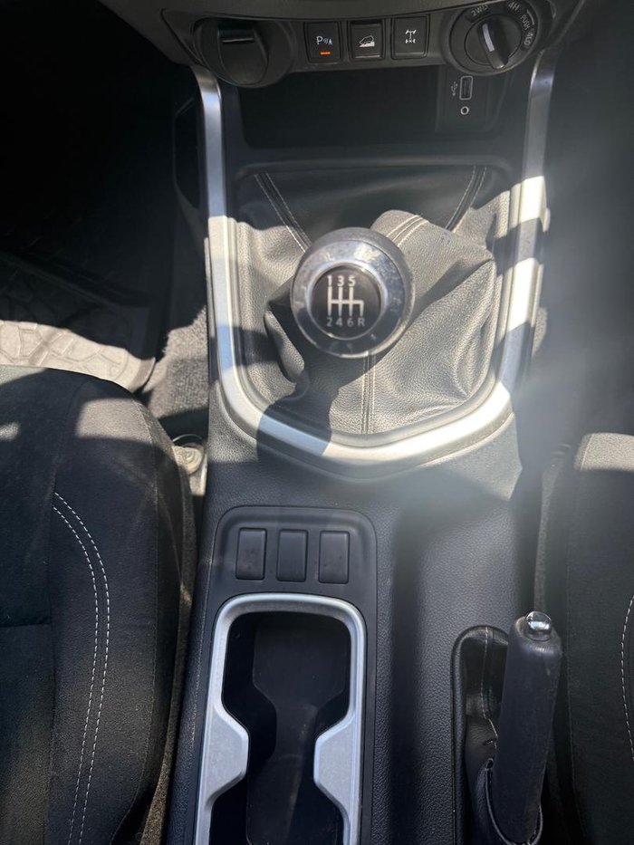 2021 Nissan Navara ST-X