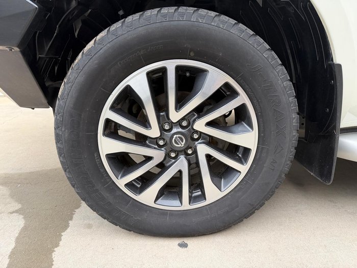 2021 Nissan Navara ST-X