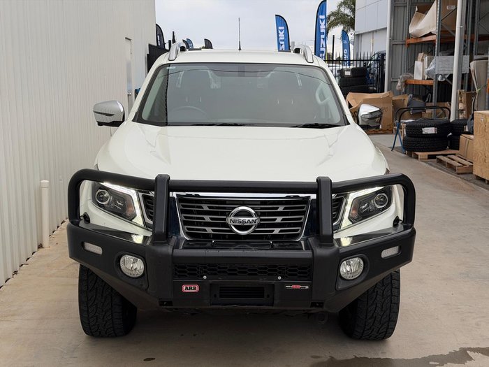 2021 Nissan Navara ST-X