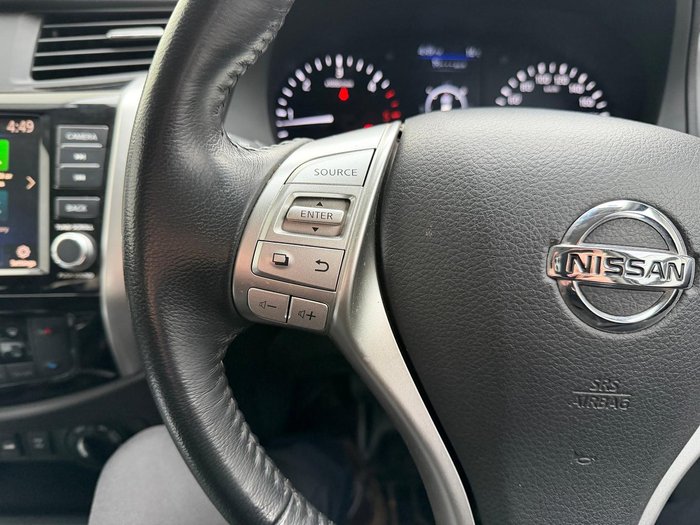 2021 Nissan Navara ST-X