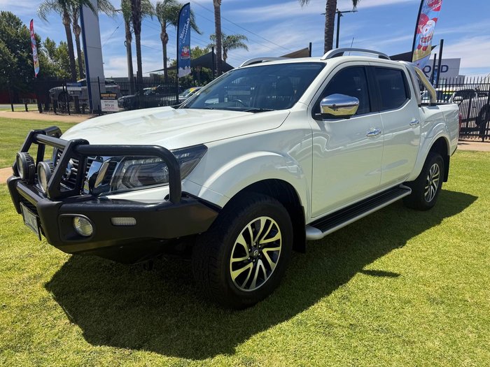 2021 Nissan Navara ST-X