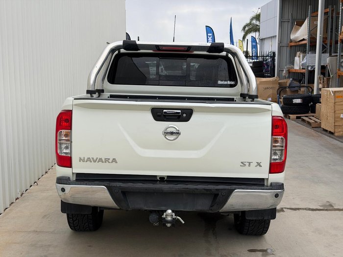 2021 Nissan Navara ST-X