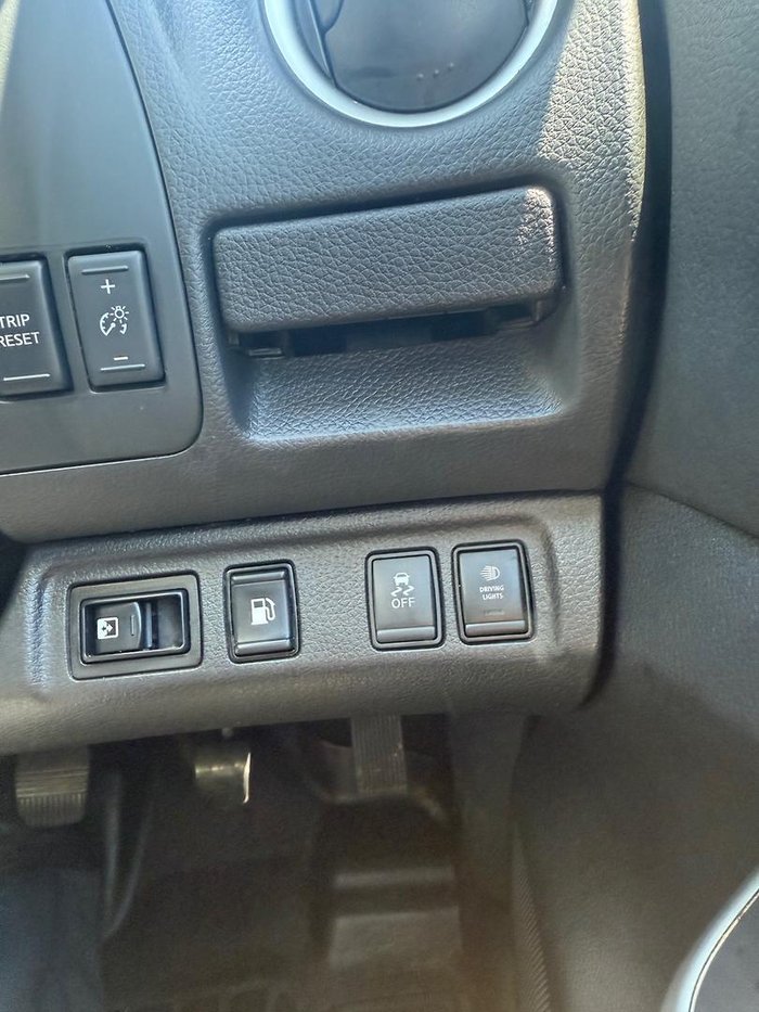 2021 Nissan Navara ST-X