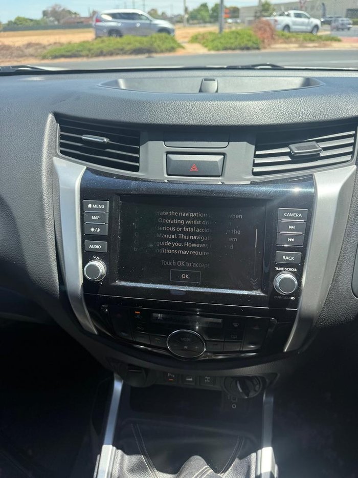 2021 Nissan Navara ST-X