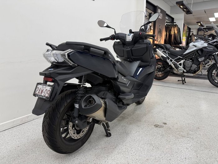 2024 BMW Motorrad C 400 GT Blue