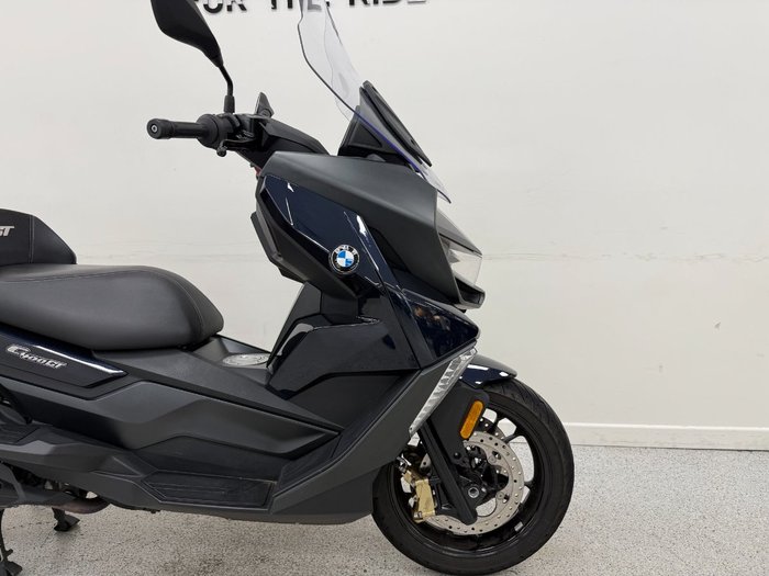 2024 BMW Motorrad C 400 GT Blue