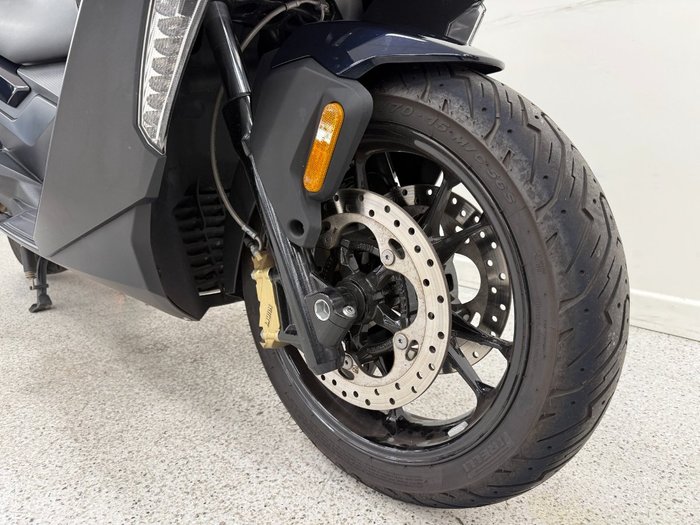 2024 BMW Motorrad C 400 GT Blue