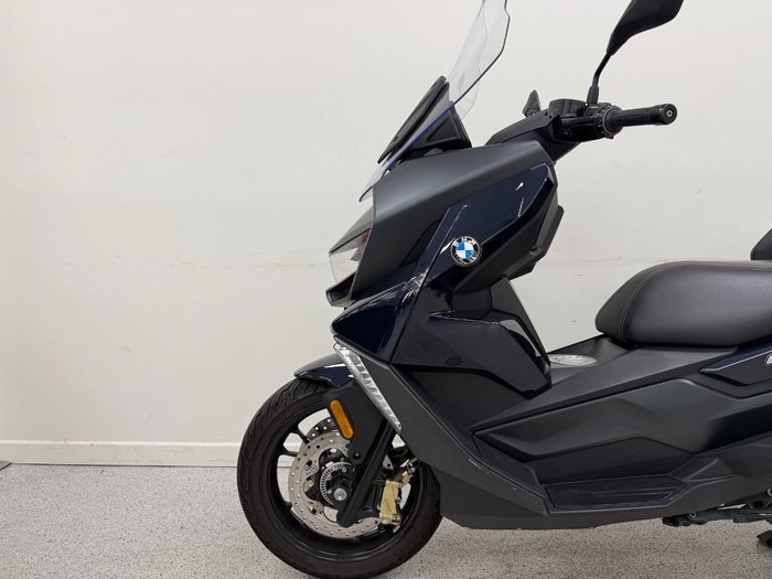 2024 BMW Motorrad C 400 GT Blue