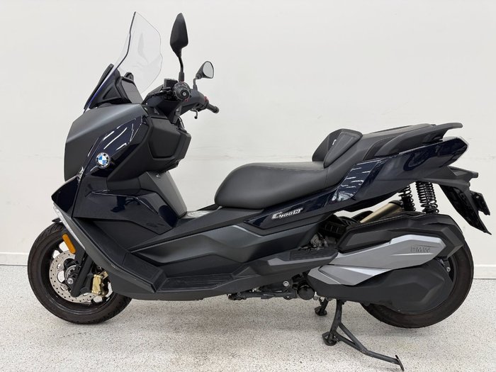 2024 BMW Motorrad C 400 GT Blue