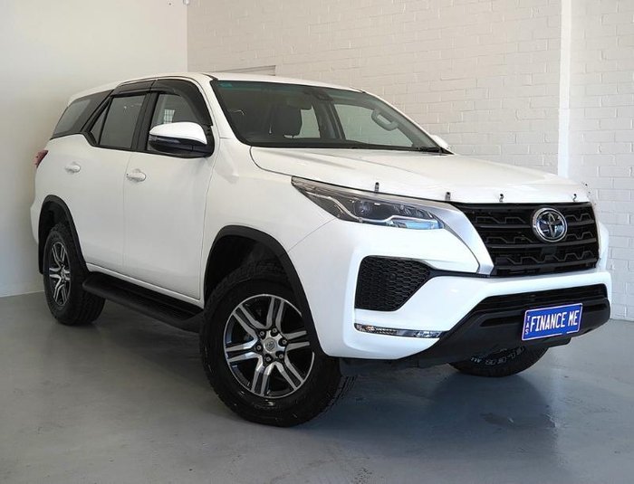 2022 Toyota Fortuner GX