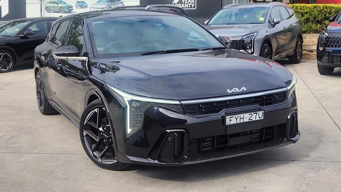 2025 Kia K4 GT-Line