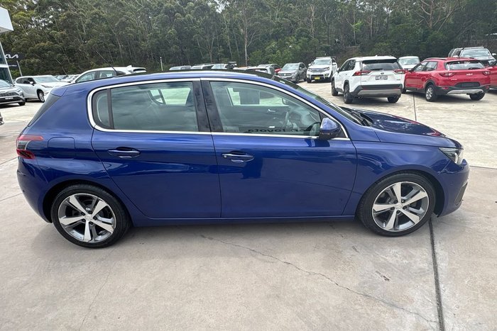 2018 Peugeot 308 Allure