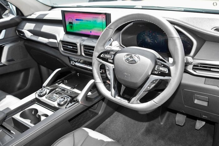 2025 LDV D90 Executive