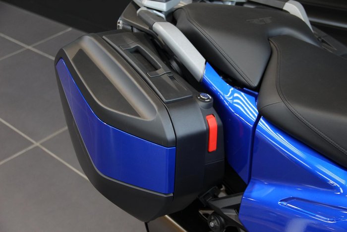 2025 BMW R 1300 RT Impulse R 1300 Blue