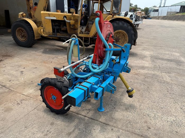 2010 Monosem MS Vegetable Planter