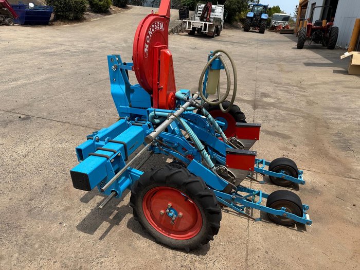 2010 Monosem MS Vegetable Planter