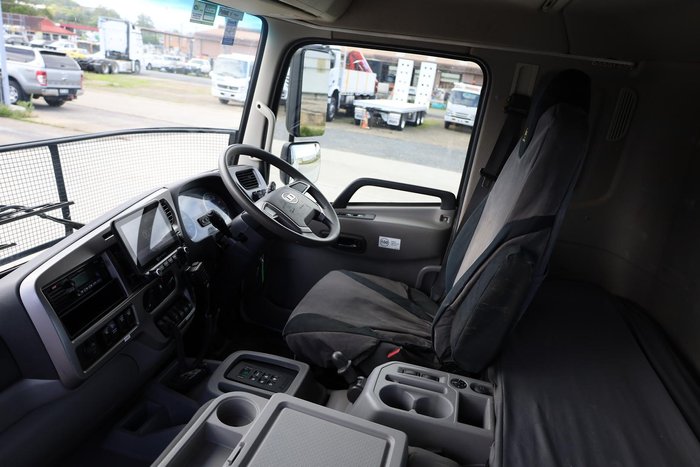 2022 UD Croner PK18-280 4x2 Tilt Tray White