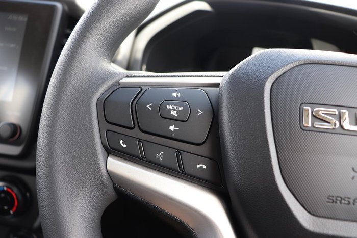 2025 Isuzu D-MAX SX