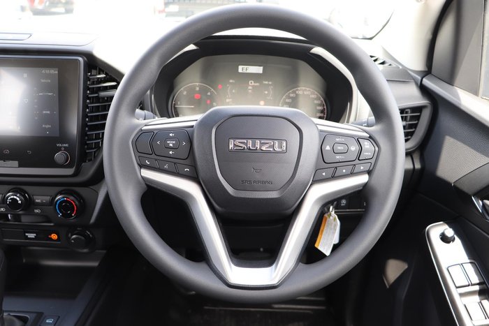 2025 Isuzu D-MAX SX