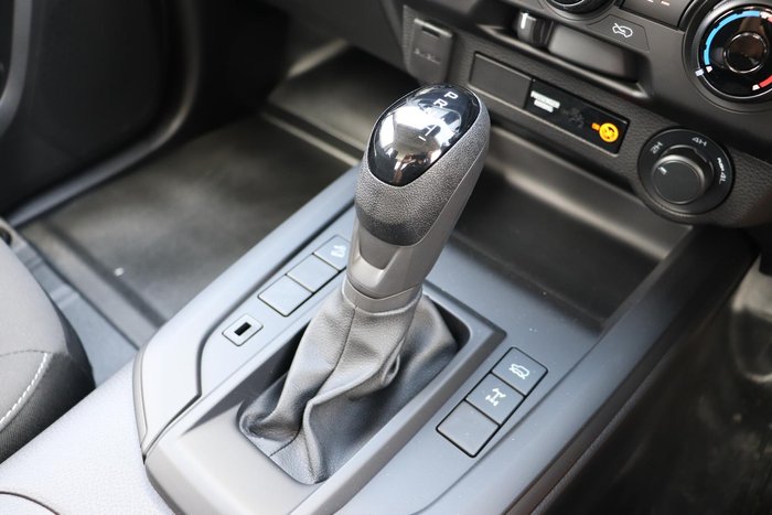 2025 Isuzu D-MAX SX