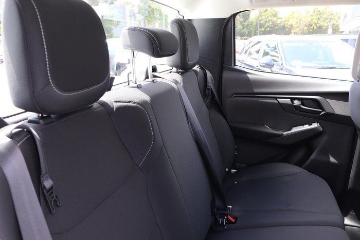 2025 Isuzu D-MAX SX