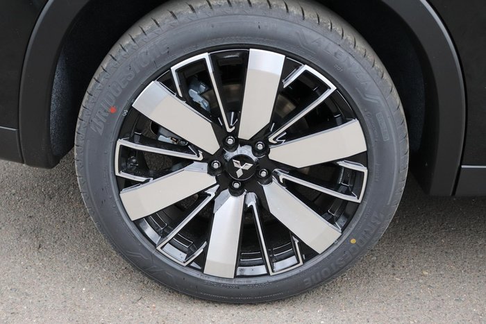 2025 Mitsubishi Outlander Aspire