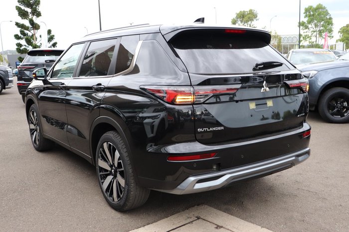 2025 Mitsubishi Outlander Aspire