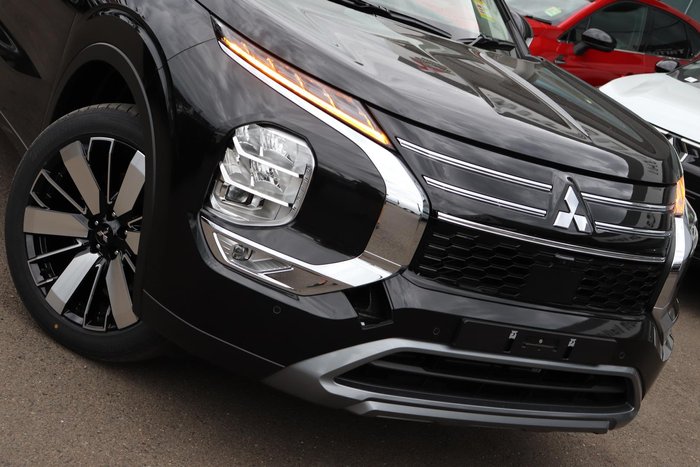 2025 Mitsubishi Outlander Aspire