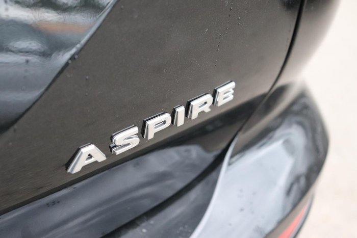 2025 Mitsubishi Outlander Aspire