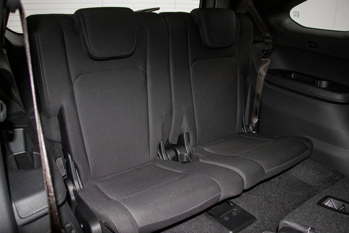 2025 Isuzu MU-X LS-M