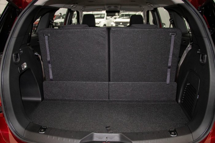 2025 Isuzu MU-X LS-M