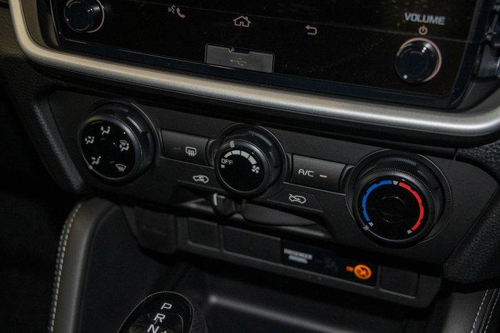 2025 Isuzu MU-X LS-M