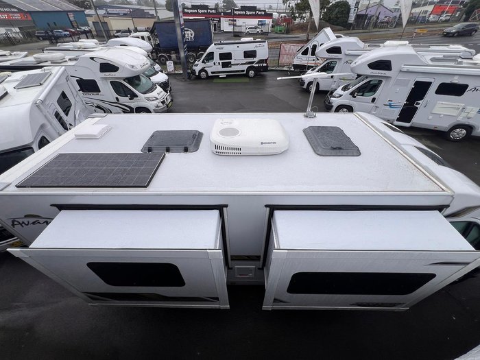 2025 Avan Ovation M11