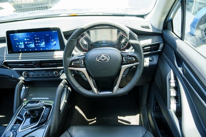 2023 LDV D90 Executive