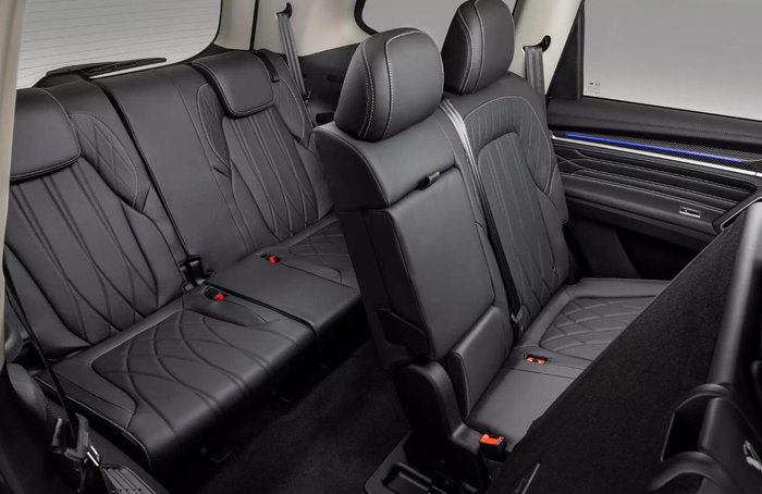 2025 LDV D90 Executive