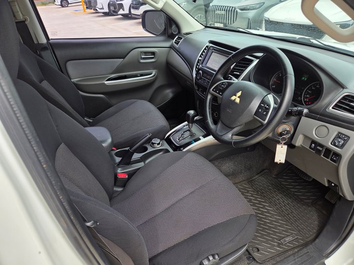 2015 Mitsubishi Triton GLS