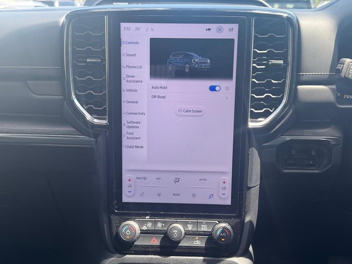 2024 Ford Everest Platinum