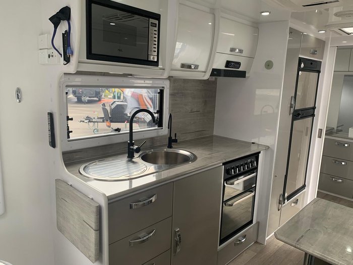 2020 Snowy River Sr19