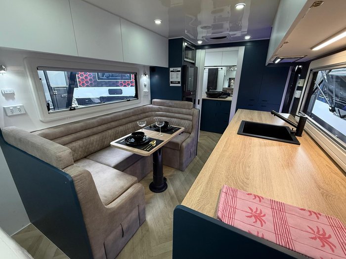 2025 Urban Caravans Tuff 20' Club