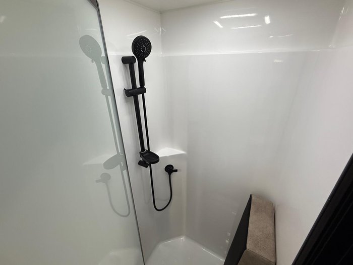 2025 Urban Caravans Tuff 20' Club