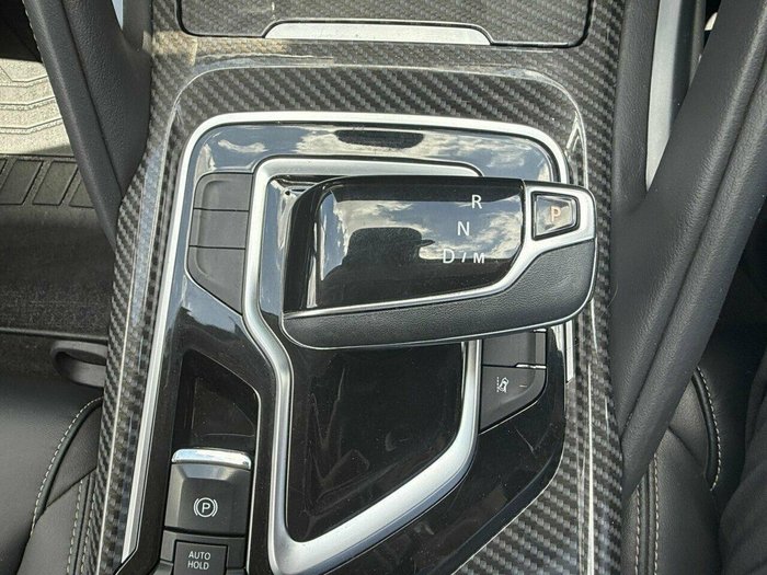 2022 LDV D90 Executive